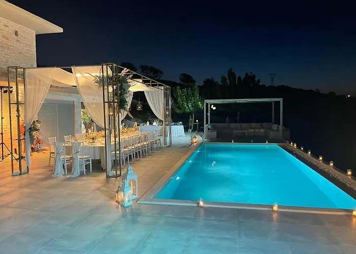 Eva Villas East, With Infinity Pool & And Panoramic Sea View