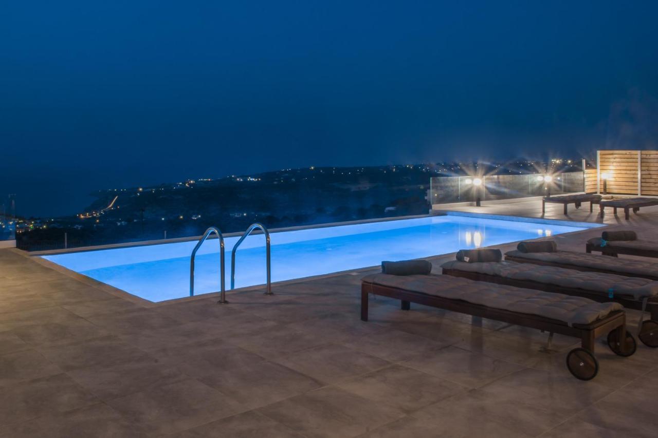 Villa Eva East, With Infinity Pool & And Panoramic Sea View Gerani Chanion