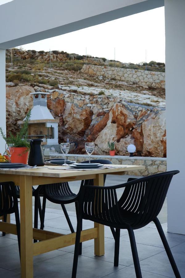 Eva East, With Infinity Pool & And Panoramic Sea View Gerani Chanion